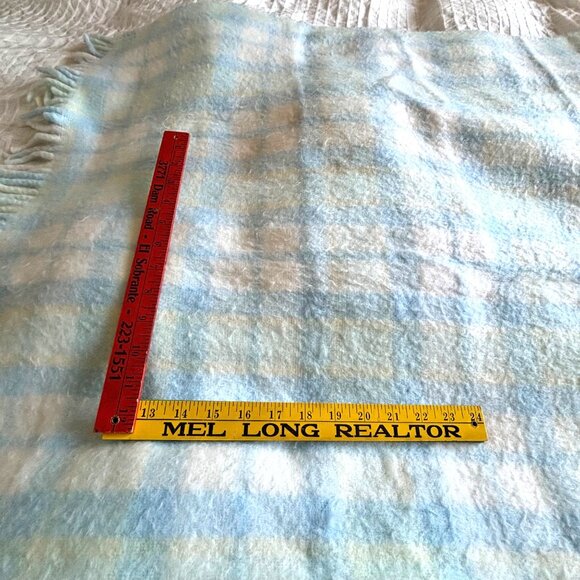 Vtg Baby Blanket Pastels Nordstrom Arylic Plaid Italy‎ - Picture 3 of 5